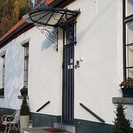 Bed & Breakfast Au Petit Dragon