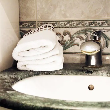 Au Petit Dragon Bergen