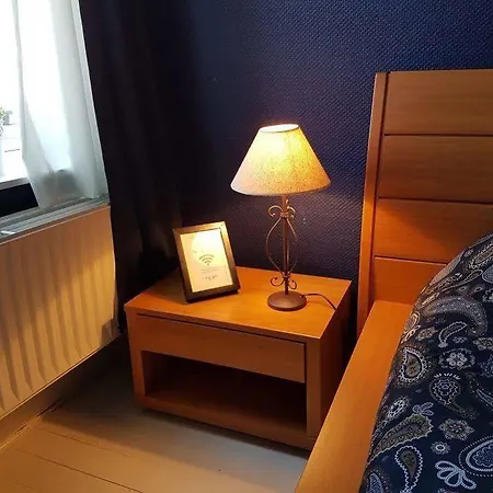 Bed & Breakfast Au Petit Dragon Mons