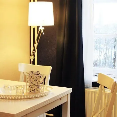 Au Petit Dragon Bed & Breakfast 3*